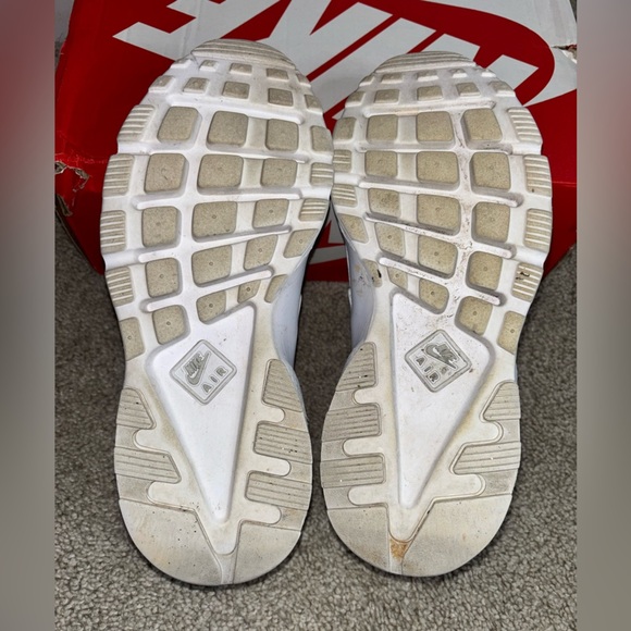 Nike Huarache Run White Sneakers - Picture 8 of 10